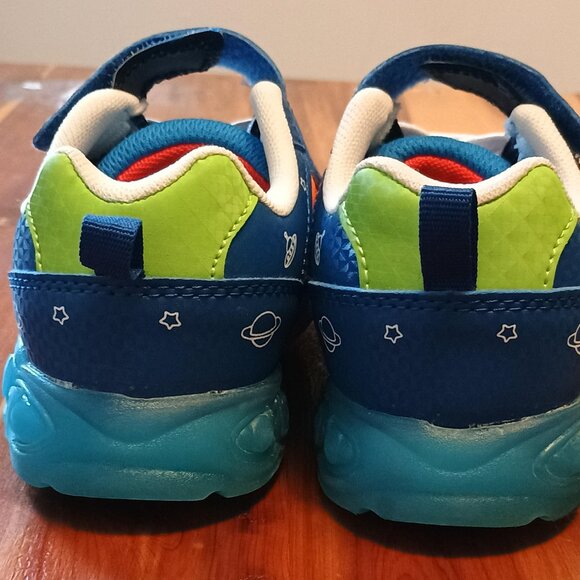 Cocomelon / Light-Up Sneakers / Kids / Size 11 / Blue Orange Green / Easy Closur - Picture 7 of 11